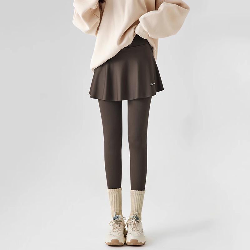 

Plus Size Women s High Waist Anti-Exposure Yoga Skirt Pants - Two-Piece Look for Running, Fitness, and Badminton. One Size (for 80-110 jin)