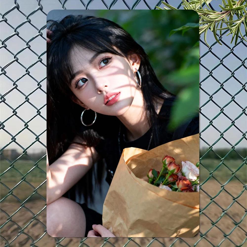 

HD Metal Tin Sign Gorgeous Asian Girl with Rose Bouquet in Black Outfit Retro Metal Wall Art for Home Decor x Inch 20x30cm（7.8x11.8inch）
