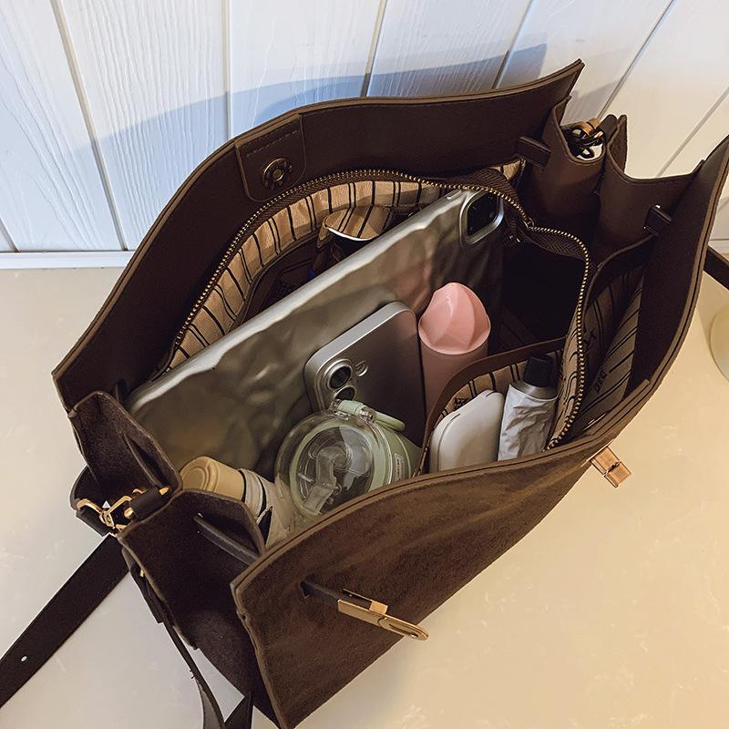Tote Bag Autumn and Winter High-end Matte Handbag New Simple Commuting Bag Versatile Large Capacity Tote Bag
