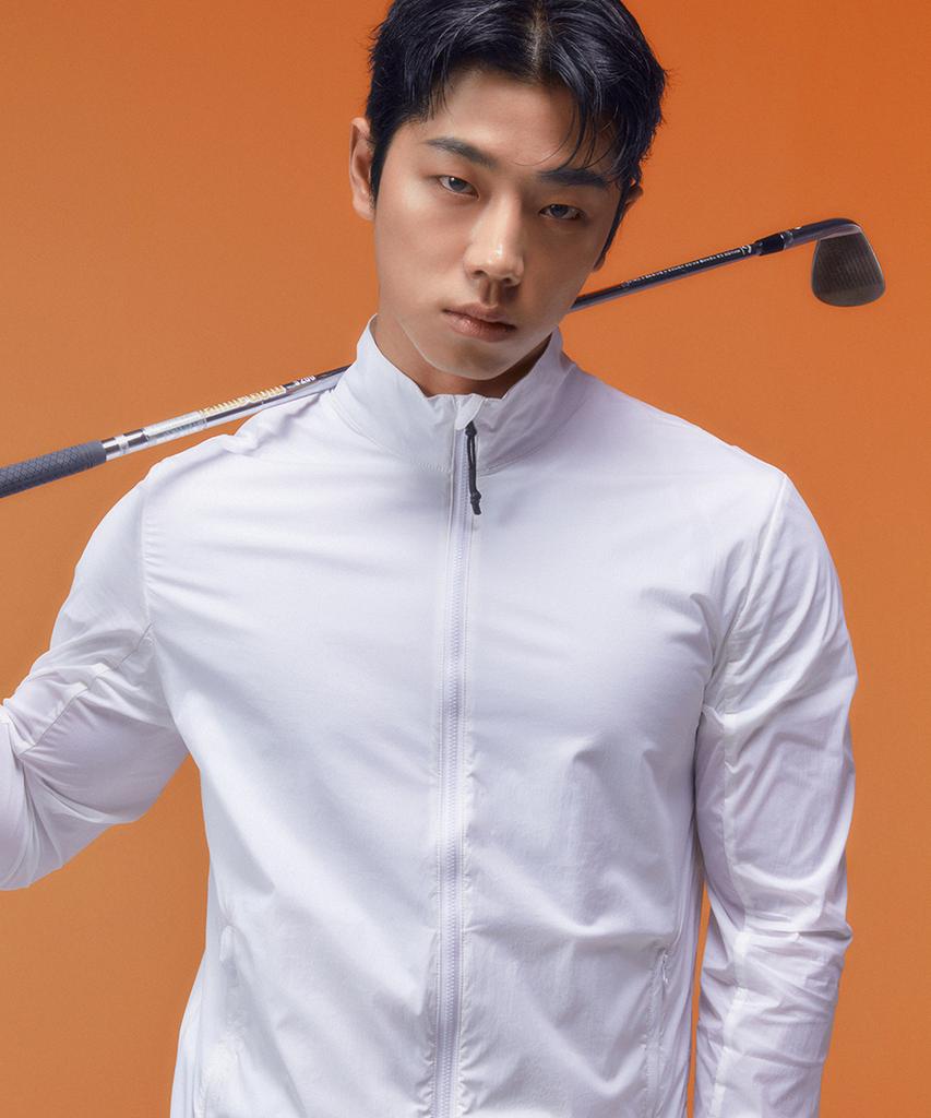 Musinsa Standard Sports Golf Lightweight Windbreaker (2 Colors)