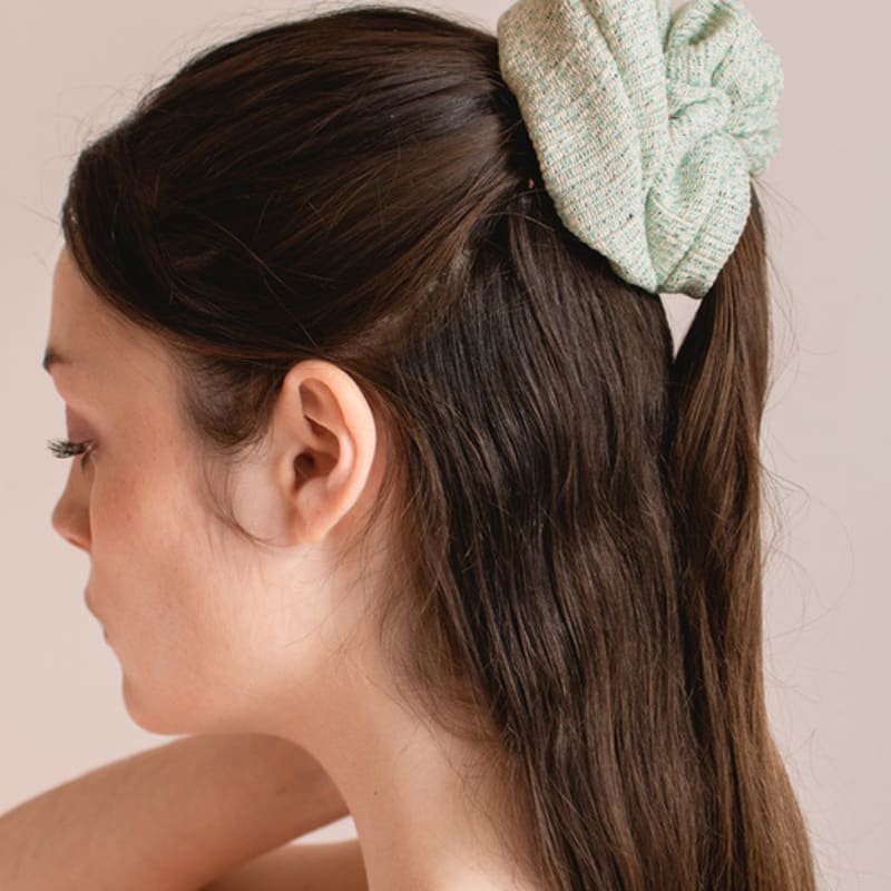 L’OMBRILLANT Mint Tweed Big Scrunchie