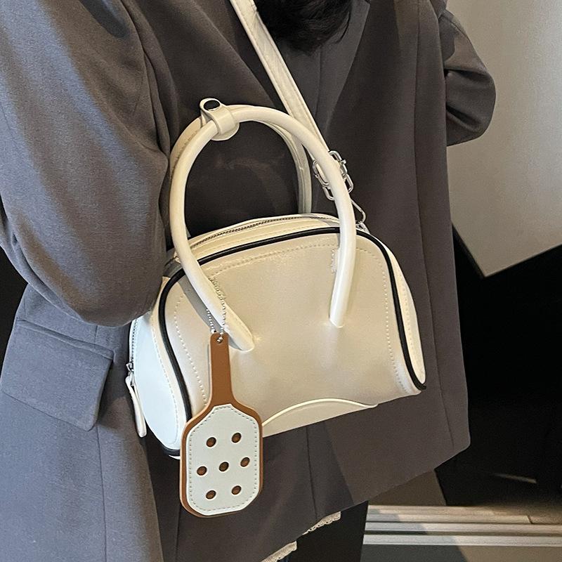 Korean Niche Design Sense Foreign Style Versatile Portable Bowling Bag Commuting Versatile Foreign Style Casual Messenger Bag Women