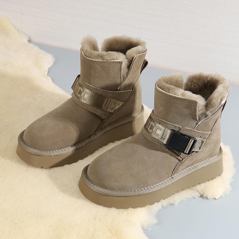 

Thick-soled snow boots women s fur integrated 2024 winter short tube piled thickened cotton shoes non-slip warm short boots 40 хакі