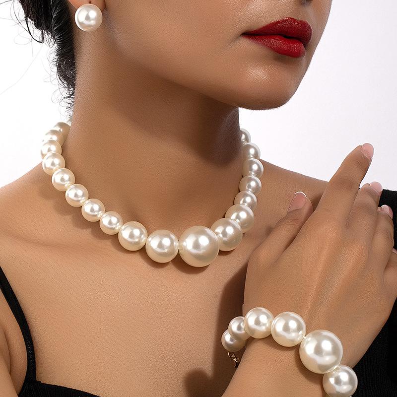 Freshwater Pearl Earrings Bracelet Necklace Set Female Niche Light Luxury Collarbone Chain