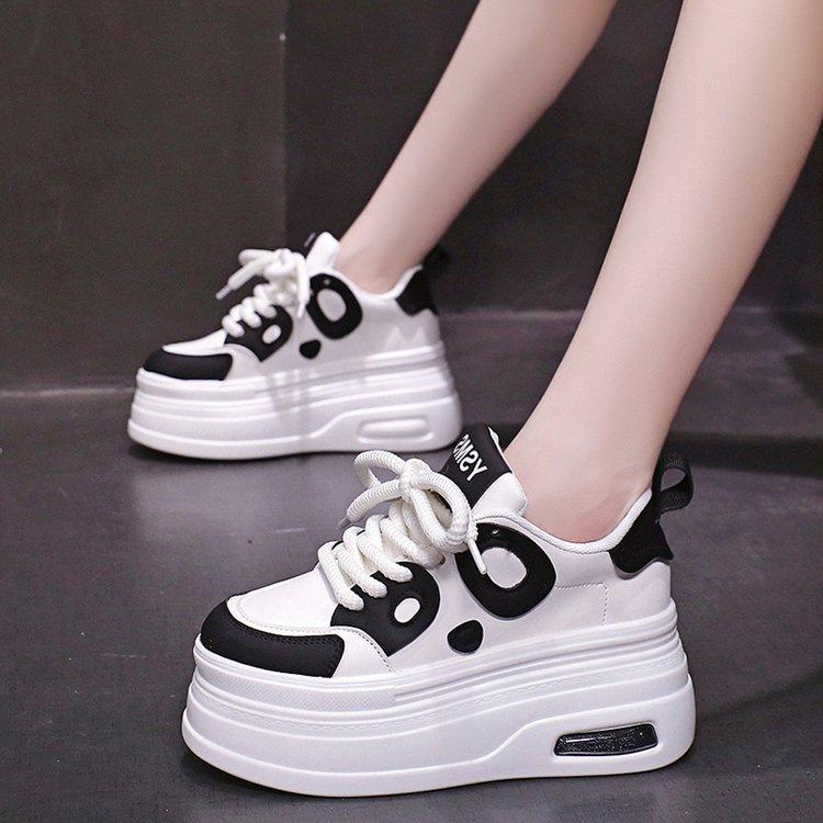 

Black and white panda shoes women s 2025 autumn new small 8cm muffin thick sole heightening white shoes sports and leisure 40 чёрный
