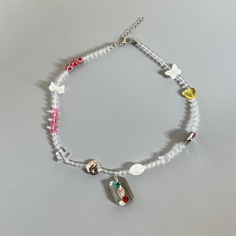 Unique Conch Pendant Necklace Eye Catching Beaded Choker Statement Jewelry for Party Wear Bohemian Conch Clavicle Chain