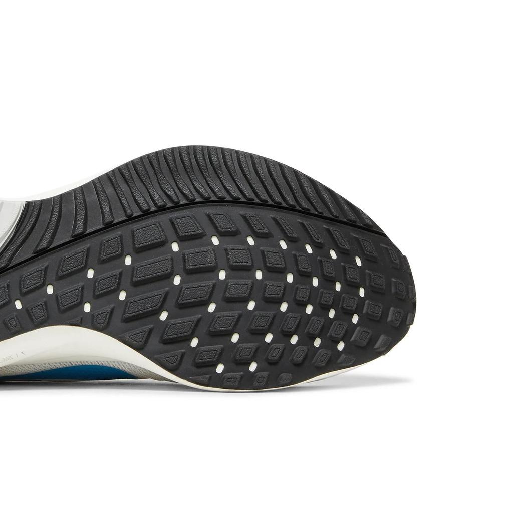 Nike Air Zoom Vomero 16 'White Imperial Blue' (Unisex) White / Pure Platinum / Lime Glow / Imperial Blue Running Shoes DA7245 101