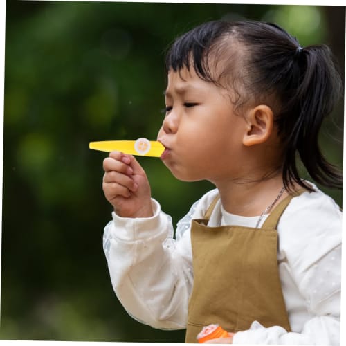 TENDYCOCO 15-Piece Colorful Kazoo Set, Kazoos for Adults, Percussion Kazoos for Adults, Bulk Kazoo Set, Fun Kazoos for Orff Classrooms, Plastic Kazoos