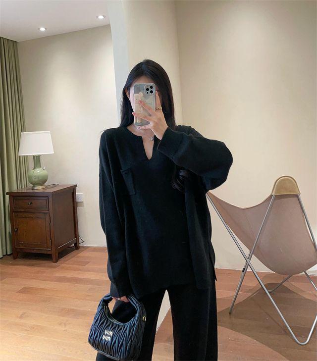 Light Knit Autumn-Winter V-Neck Sweater & Wide-Leg Pants Women’s Set