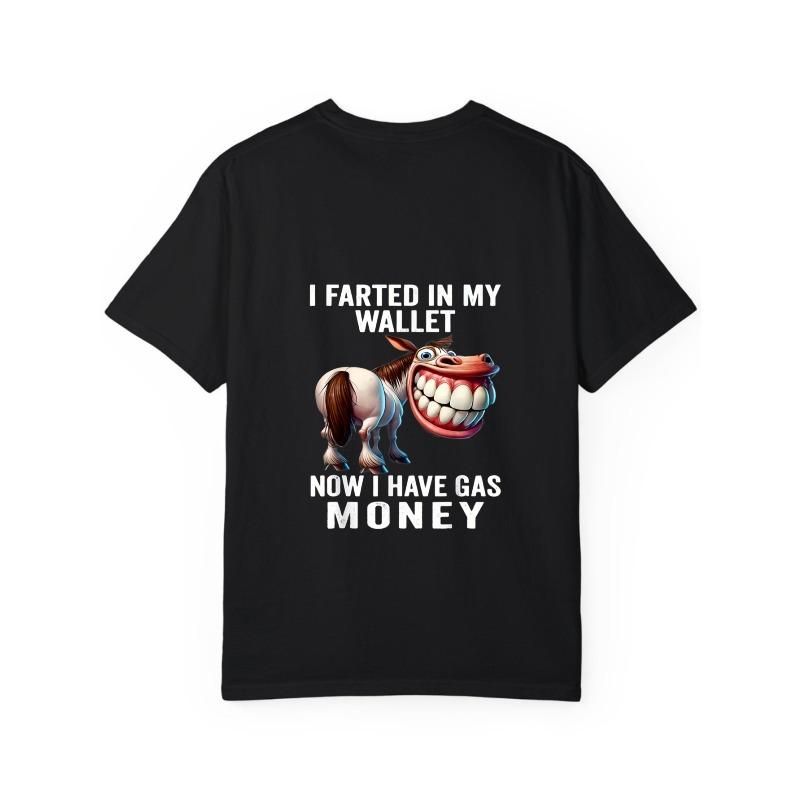 Rundhals T-Shirt Weißes Pferd mit großem Lächeln und Text Ich habe in meine Brieftasche gefurzt Jetzt habe ich Benzingeld Freizeitkleidung für Männer und Frauen