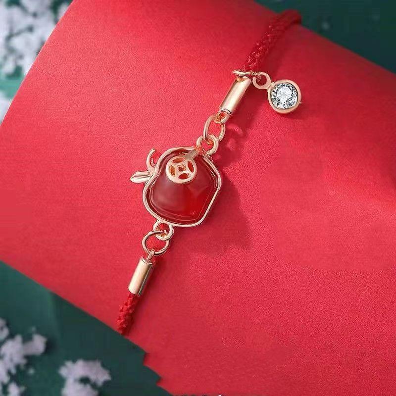 Ping An Apple Christmas Bracelet for Women - Elegant Red Hand Rope, Perfect Gift for Girlfriend or Best Friend on Christmas Eve.