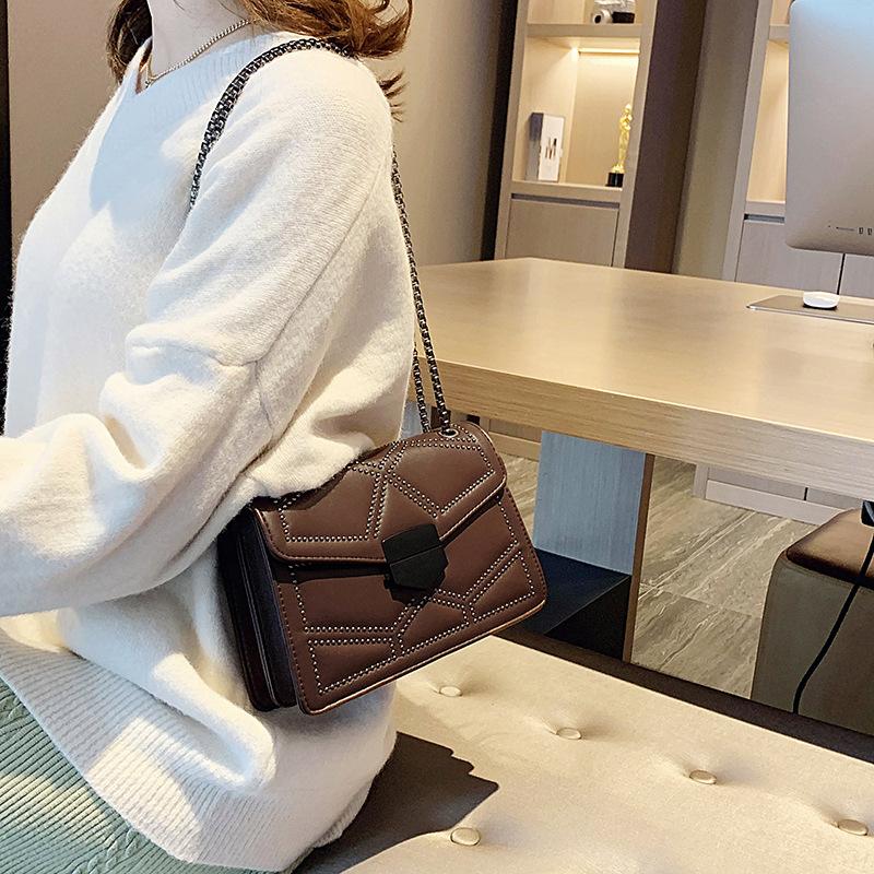 Retro Rivet Chain Small Shoulder Bag Women's Flap PU Leather Fashionable Square Crossbody Bag