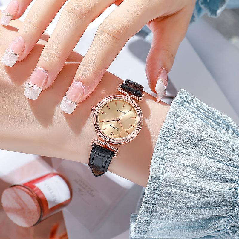 Montre en Cuir pour Femme Antique Simple Montres-Bracelets à Quartz pour Dames Montre Féminine Cadeau