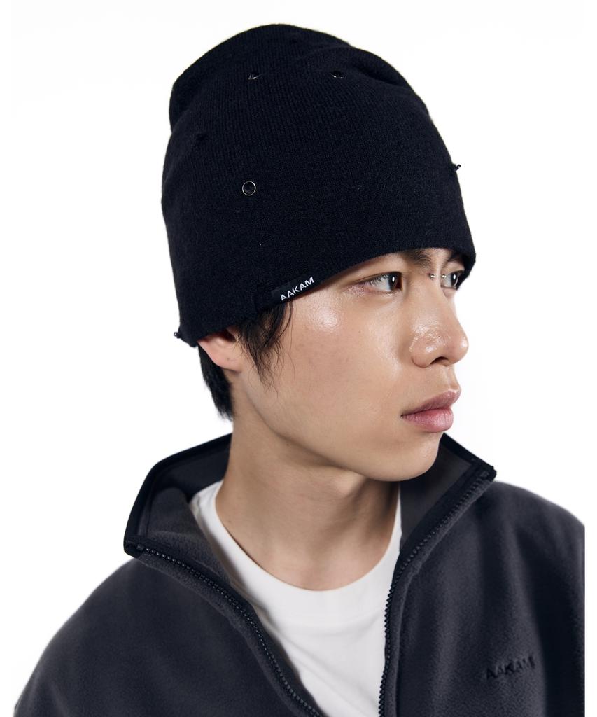 AAKAM Rhinestone Damaged Long Beanie (Black)