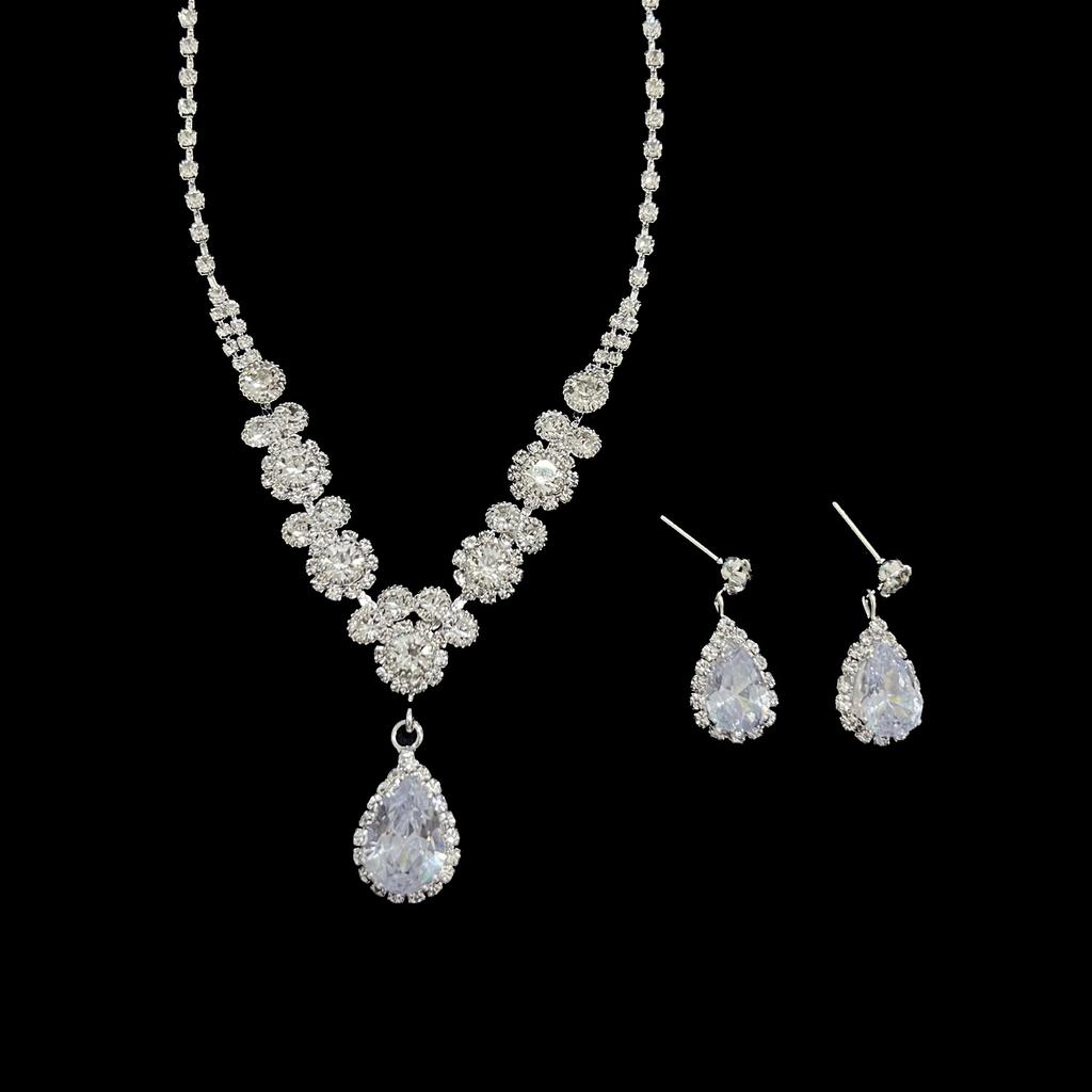 Fashion Light Luxury Zircon Necklace Earrings Set Women's Knot Wedding Dress Evening Dress Accessories Dinner Party Bridal Accessories