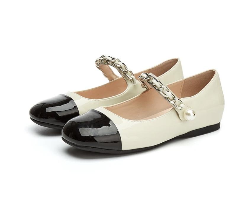 

The treasure of the town store~ Shallow single shoes for women s autumn 2025 new versatile casual color matching round head Mary Jane shoes 40