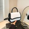 Stylish 2024 New Womens Single Shoulder Crossbody Bag With Chic Square Design