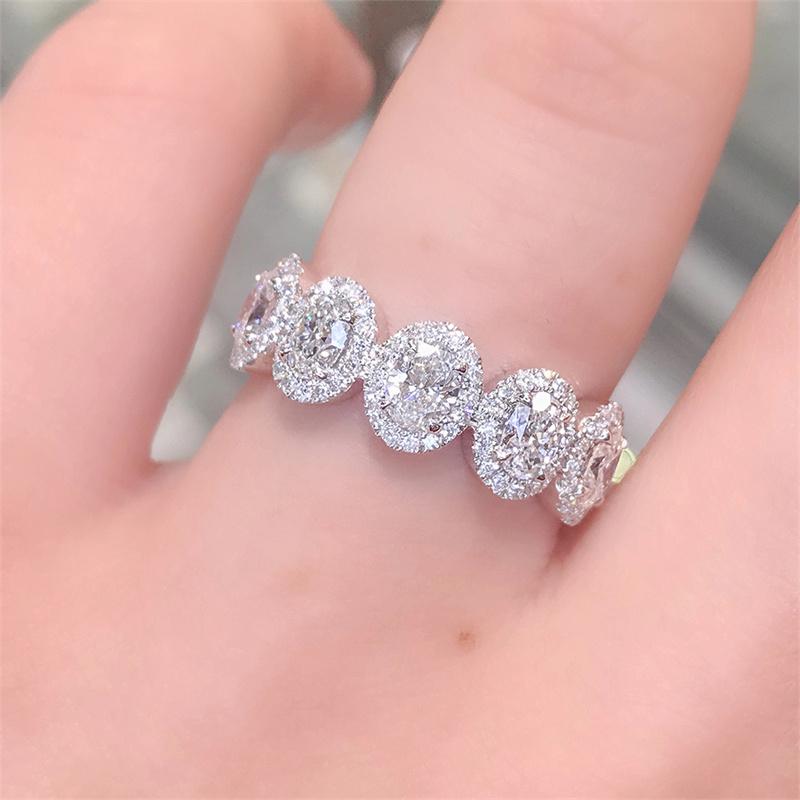 Huitan Chic Female Rings Luxury Paved Oval Cubic Zirconia Temperament Sweet Women Finger Accessories for Party Fashion Jewelry