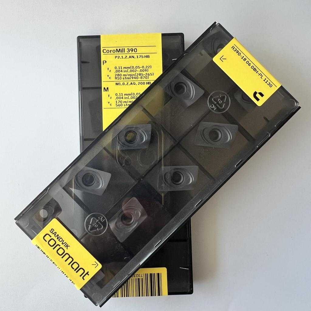 SANDVIK / R390-180608H-PL 1130 / Original Swedish hard alloy blade 10 Pcs