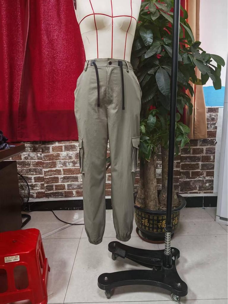 2025 Women's Fashion Multi-pocket Ankle-tie Workwear Pants
