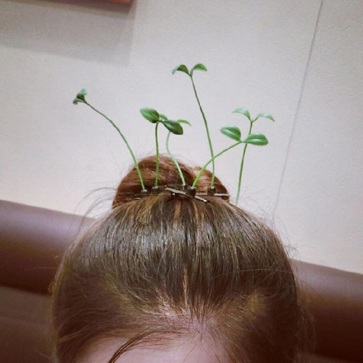 Bean Sprout Bangs Duckbill Hair Clip Funny Hair Barrette Trendy Ponytail Decor