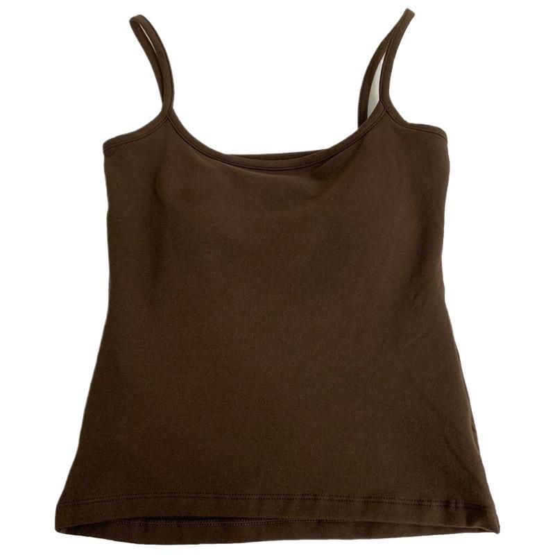 Dámské tílko s hrudní vložkou jako základ, pevná jednodílná podprsenka