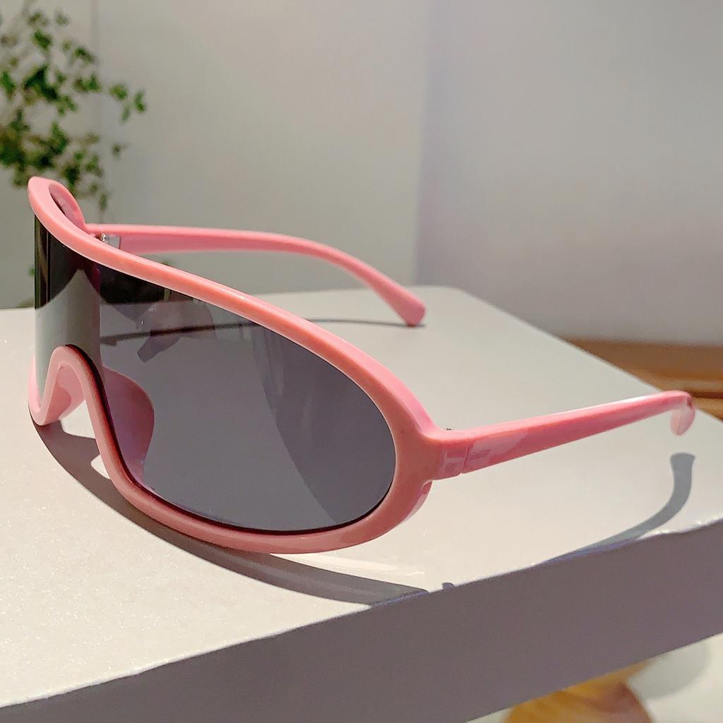 Oversized Sports Goggle  New Mirror Outdoor Cycling Protective Sunglasses Women Trendy Professional Anti-UV Shades