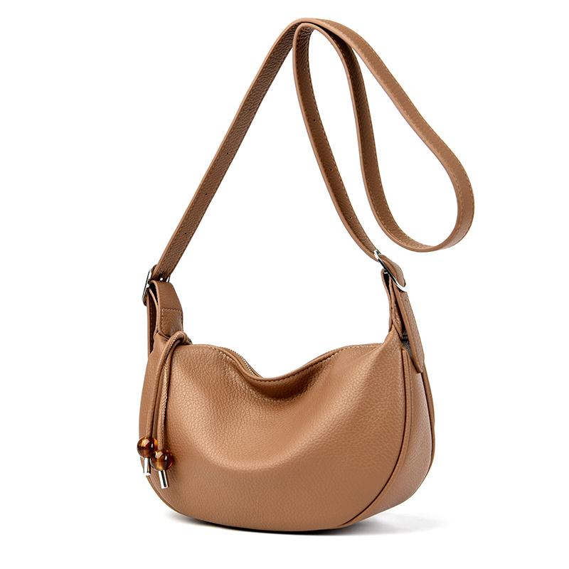 A Simple and Stylish Women's Shoulder Bag,A Fashionable Crossbody Bag, Suitable for Daily Use,Shopping, Commuting, and Multi Compartment Shoulder Bags