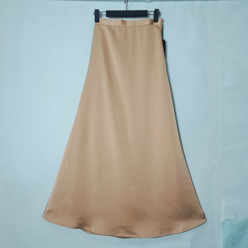 

Original Single Cut Label Silks and Satins A- Line Umbrella Skirt Slim Looking High plus Size Skirt Easiest for Match Long Skirt Accessible Luxury CAMEL M
