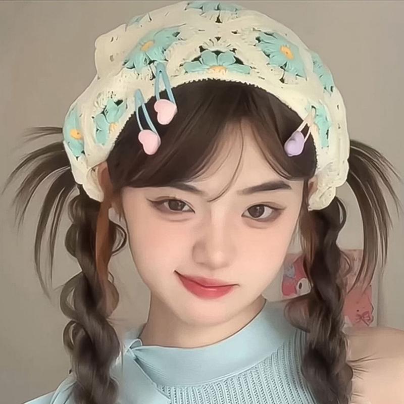 Retro Knitted Hollow Triangle Headband Daisy Strawberry Handmade Crochet Triangle Scarf Headgear Handmade Headscarf
