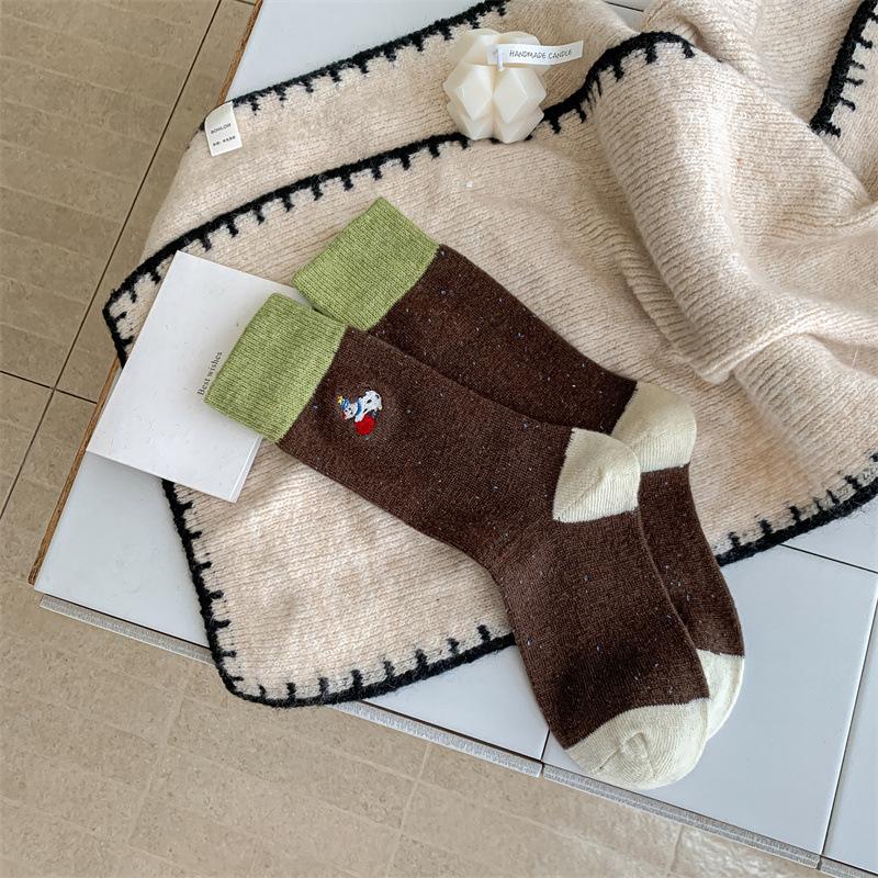 Color-blocking Embroidered Apple Dog Autumn and Winter Warm Wool Women's Pile Socks Simple Mid-calf Paired with Burken Shoes