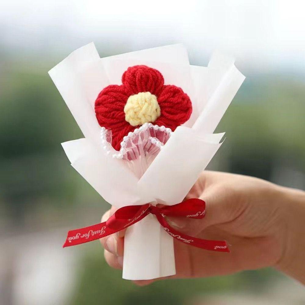 Mini Crochet Flower Bouquet Graduation Bouquet Artificial Daisy Knitted Flower Wedding Guest Gift Valentine's Day Gift