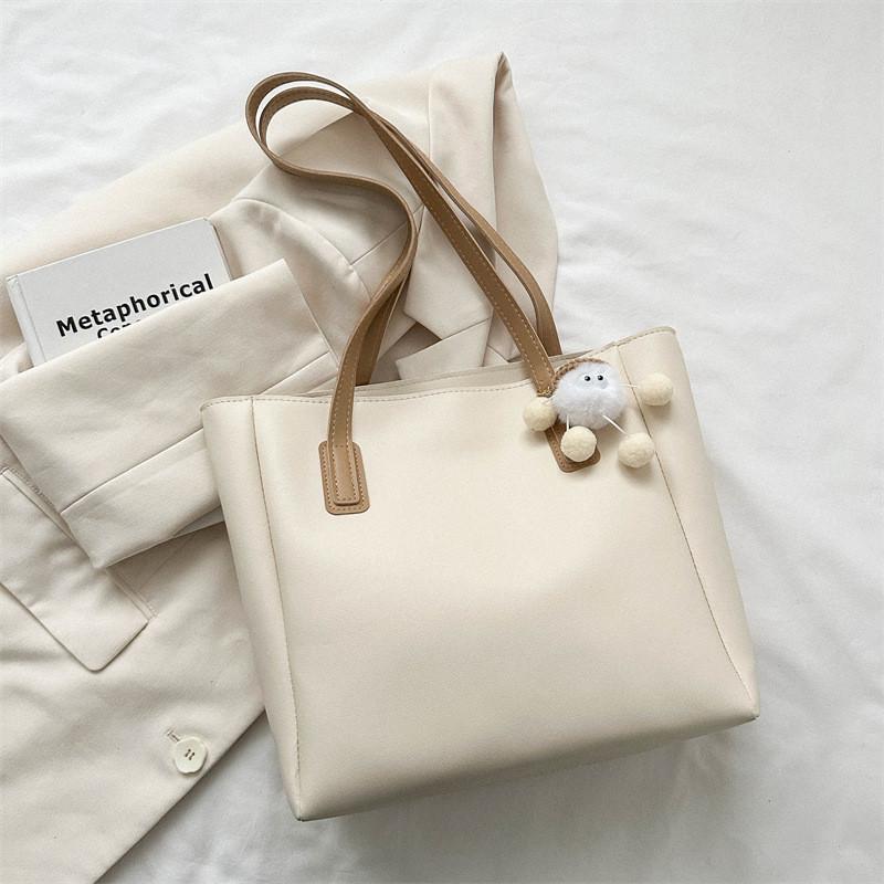 Fashionable Large Capacity Womens Tote Bag Elegant Street Style Shoulder Bag For Daily Wear