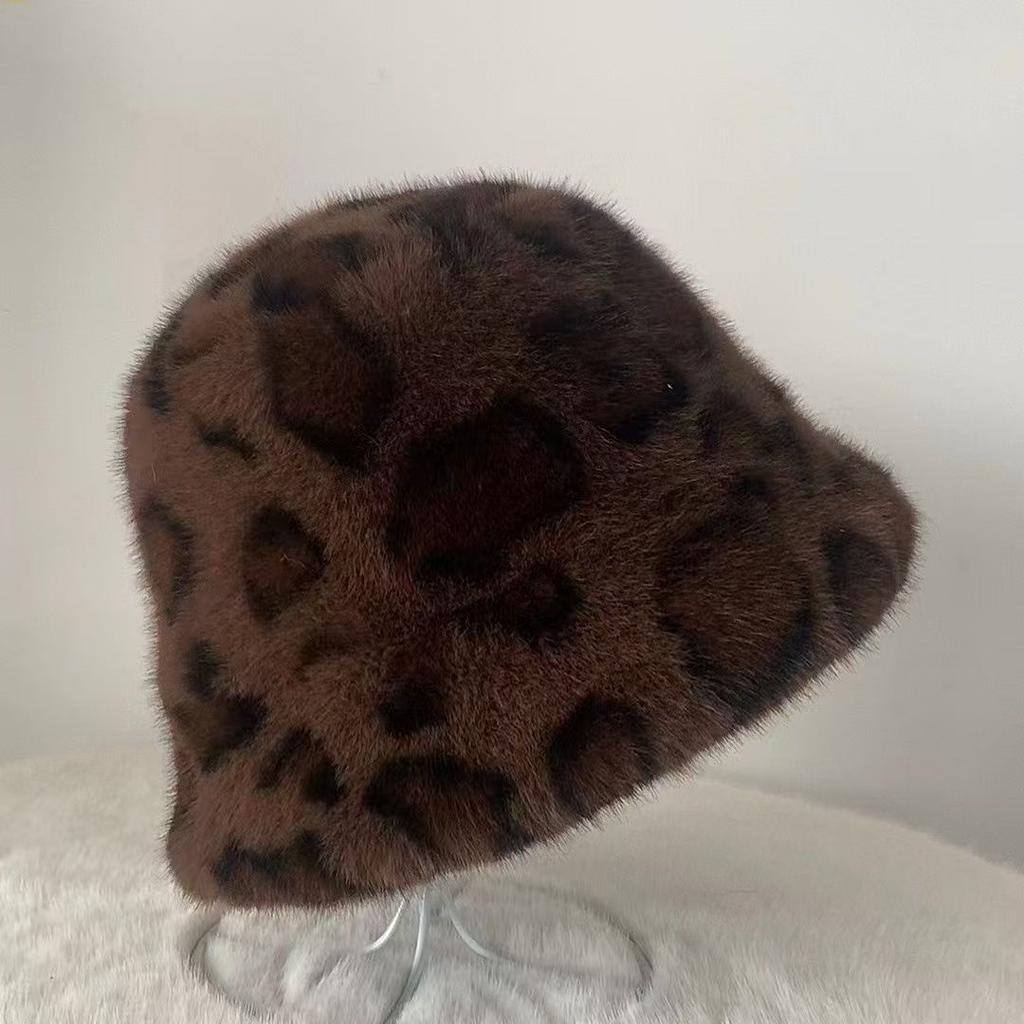 Winter leopard print bucket hat female trend versatile European and American imitation mink fur basin hat popular elements