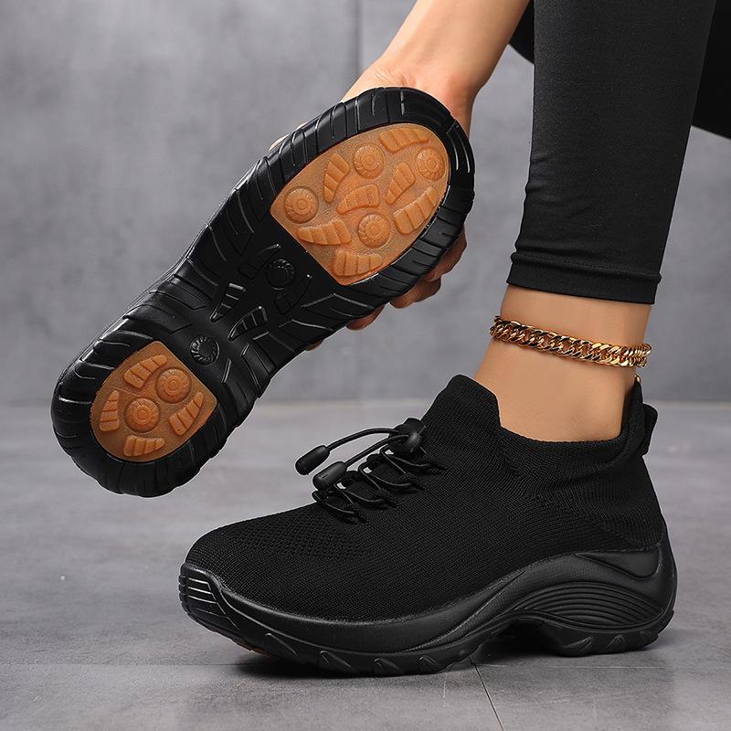 Anti-Slip Large Size Women's Shoes Mother's Shoes Socks Shoes Casual Flying Weaving Rocking Shoes Women's Comfortable Breathable