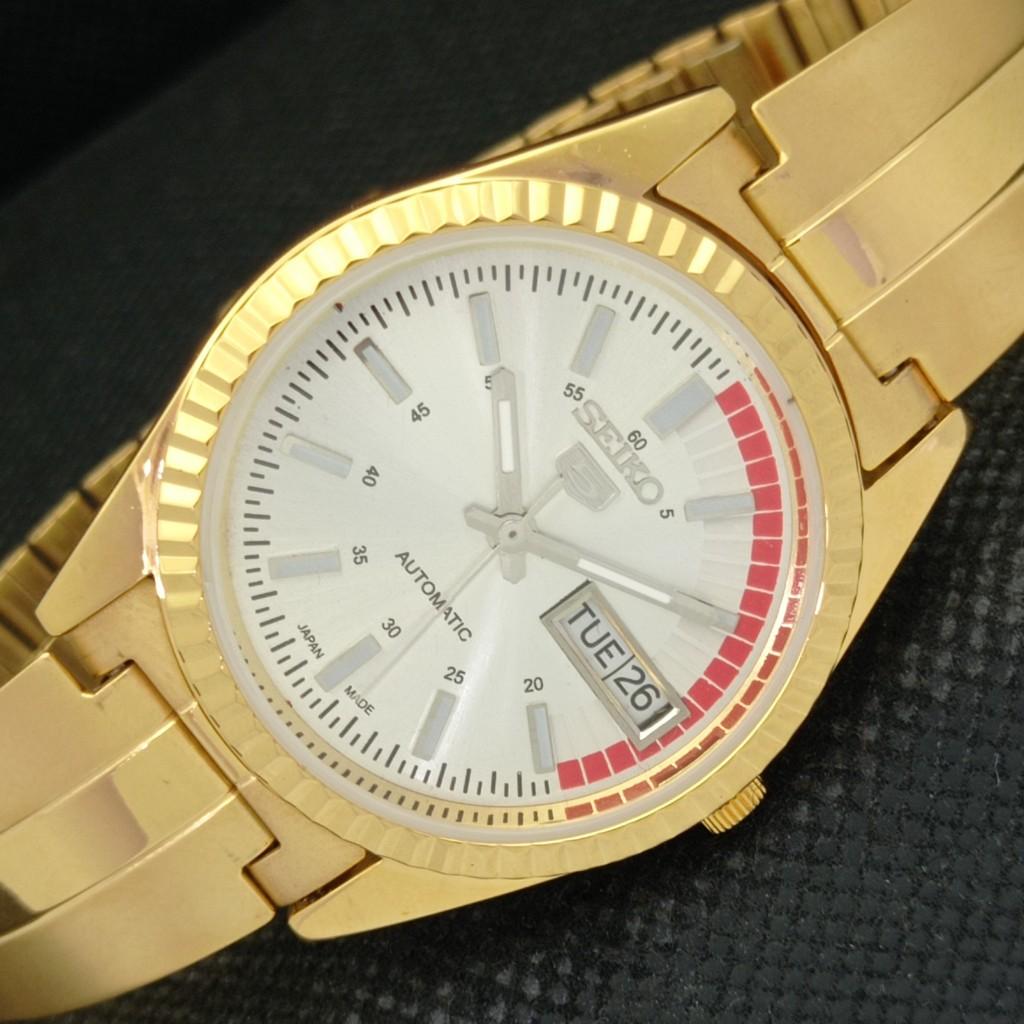 

REFURBISHED VINTAGE SEIKO 5 AUTO 6309A JAPAN MENS SILVER WATCH 587b-a308588-9 SKU587b-a308588