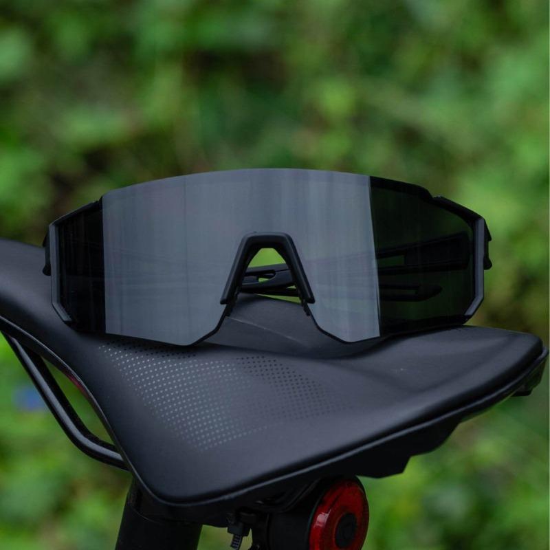 

New Large Frame Sunshade Fashionable Glasses with Integrated Sunglasses for Men and Women Suitable for Travel черный серый