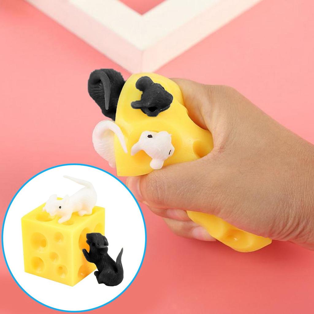Cute Cheese Mouse Creative Tricky Scary Pinch Music Decompression Toy
