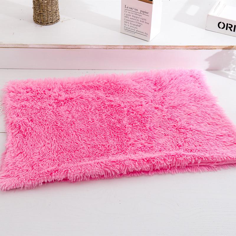 Double-Layer Plush Pet Blanket for Dogs & Cats - Warm, Comfortable Mat for All Sizes