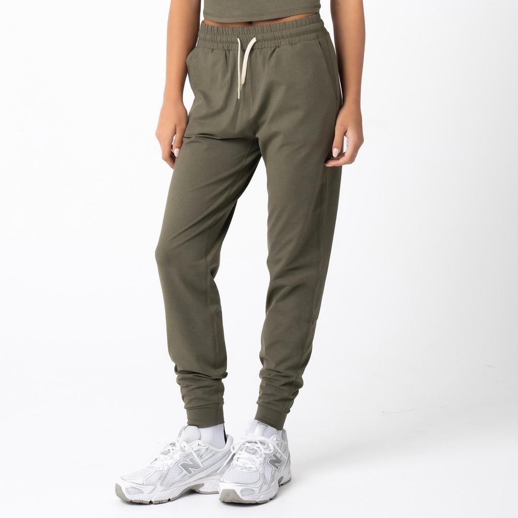 12-Piece European & American Yoga & Fitness Sportswear Set