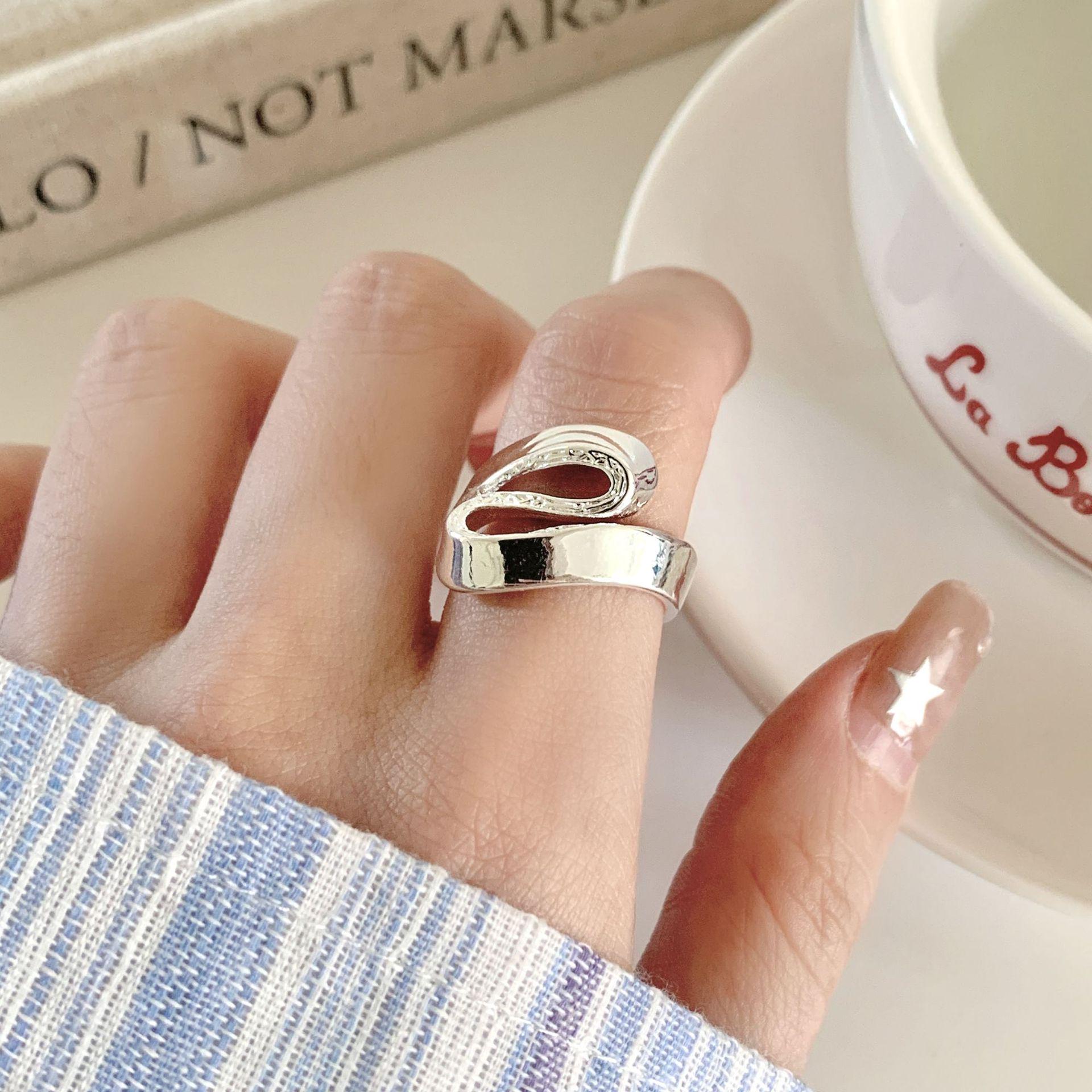 Korean Geometric Lines Wide Open Band Ring for Women – Creative, Smooth, Versatile Index Finger Accessory Adjustable Open