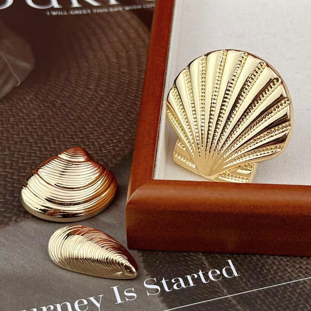 10pcs Metal Button Sewing Clothing DIY Craft High-Grade Decorative Golden/Silver Irregular Shell Shape Buttons Accessories