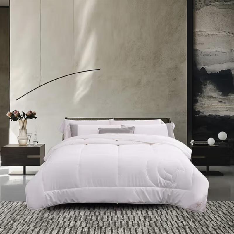 

Mercury Home Textiles DH Weir Antibacterial Polyester Quilt