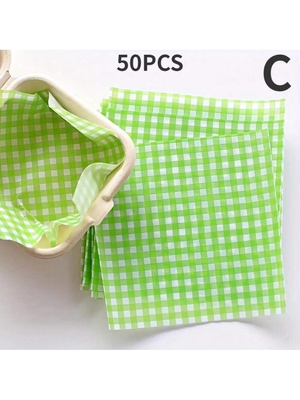 

50Pcs Checkered Greaseproof Paper Food Basket Liners Wax Paper Sheets for Sandwich Wrapping Burger French Fries Baking Wrappers