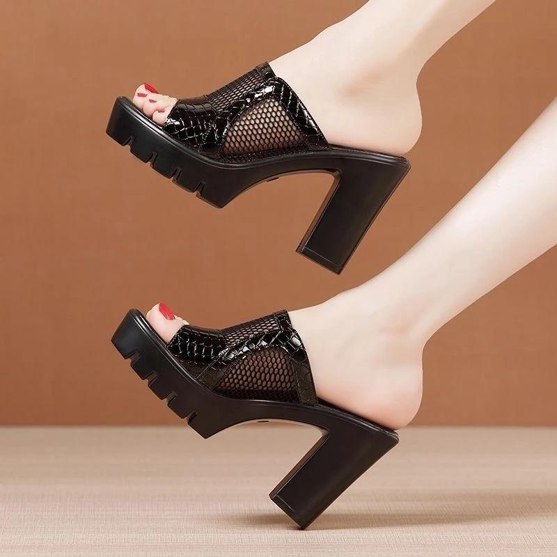 Summer Women Retro Sandals Trend High Heels Platform Shoes Women Outdoor Bright Leather Comfort Peep Toe Casual Sandals