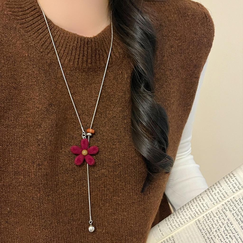 Korean Style Colorful Plush Flower Pendant Necklaces for Women Girls Casual Trendy Pull-Out Long Sweater Necklaces Jewelry Gifts