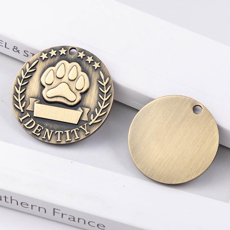 Vintage Bronze Zinc Alloy Luxury Pet ID Tag Custom Engraved Dog Tag with Paw Print Durable Metal Collar Tag for Dogs
