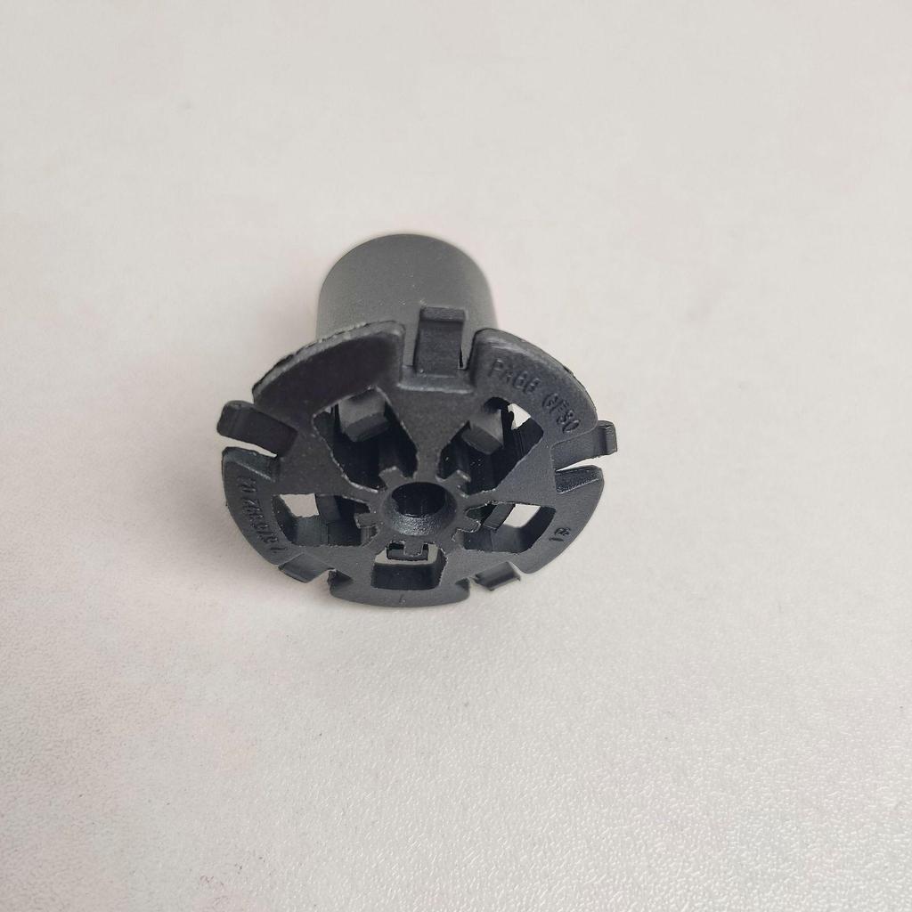 BMW F70 Radiator Mounts & Cooler Plugs (Part 17117575392)