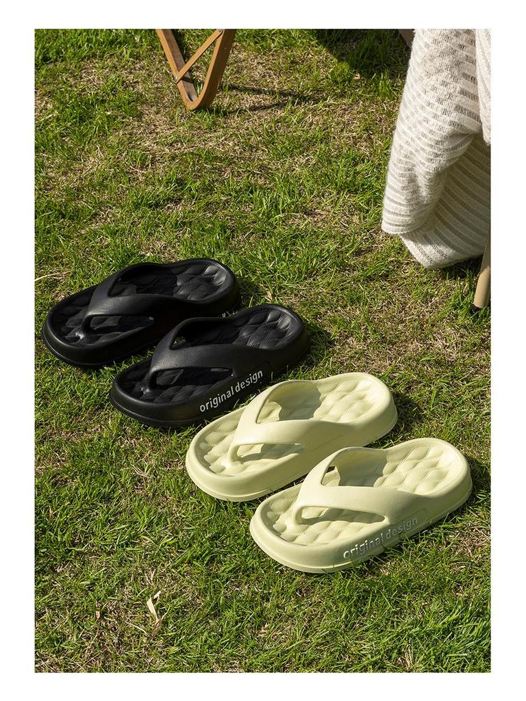 Women's & Men's Thick-Soled Summer Flip-Flops: Non-Slip, Fashionable Home & Outdoor Slippers for Couples