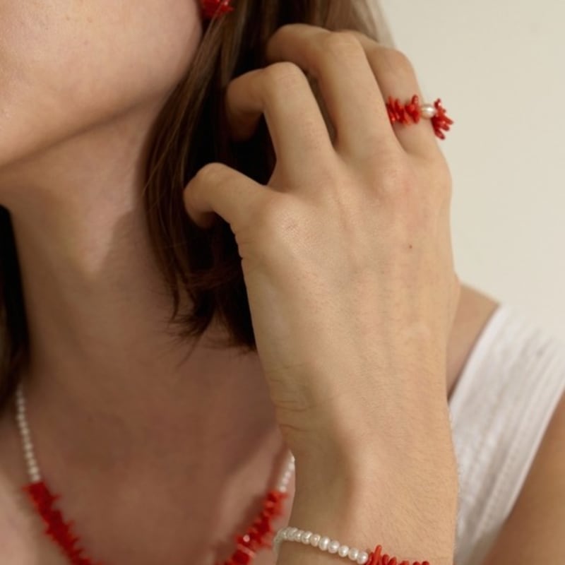 LOVE ME MONSTER Coral & Pearl Bracelet